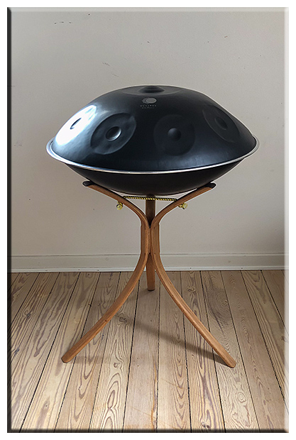 2025 Stativ til handpan